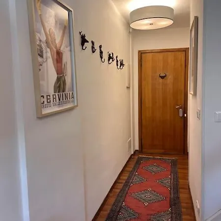 Casa Del Cervino 2 Bed 2 Bath - Next To Lifts With Views 아파트