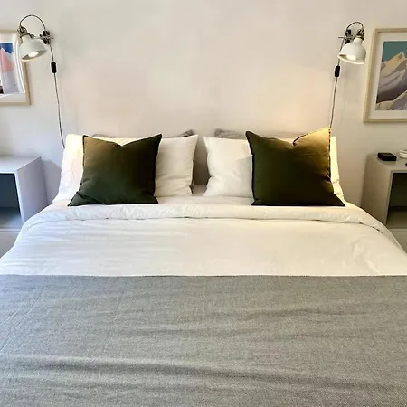 Casa Del Cervino 2 Bed 2 Bath - Next To Lifts With Views *